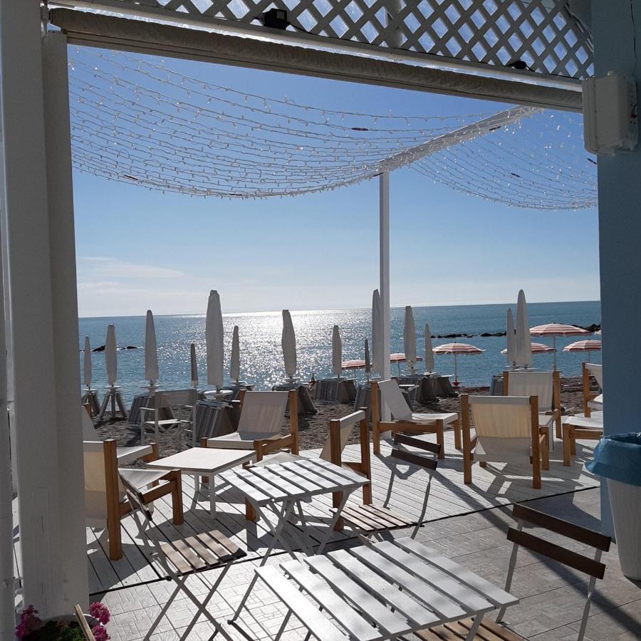 Hotel Enzo Porto Recanati Ngoại thất bức ảnh